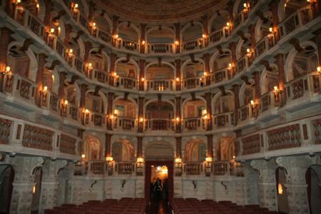 Mantova-Teatro Bibiena - 01-10_176.JPG